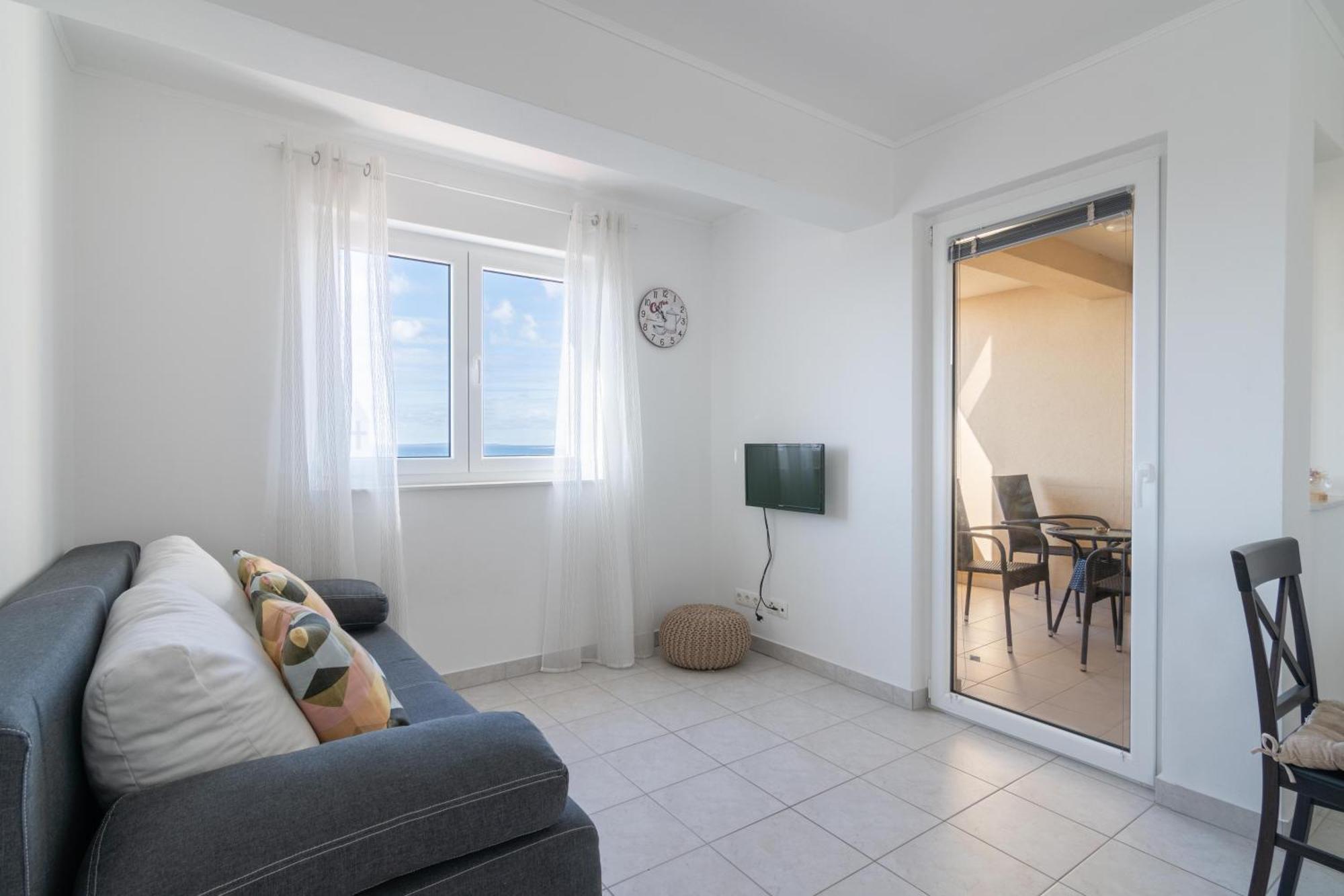 Apartments With A Parking Space Mandre, Pag - 18748 Kolan Bagian luar foto